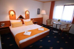 2 bedrooms, WiFi, bed sheets, wheelchair access