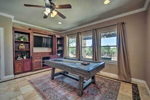 Games room - Luxe Canyon Lake Home w/ Gorgeous Lake Views! (Canyon Lake)