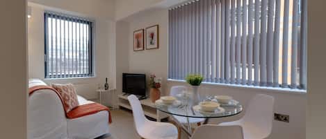 Apartment | In-room dining