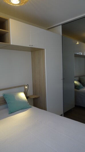 1 bedroom, iron/ironing board, free WiFi