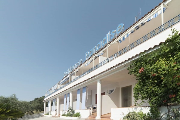 Exterior - Holiday complex with pool, 5 minutes from the beach, panoramic sea views (Peschici)