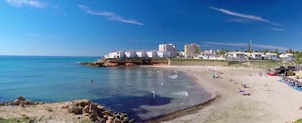 Amplio y luminoso apartamento a 700m de la playa