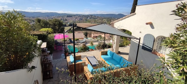 Terrace/patio - Villa on terraces with swimming pool and superb view of the village (Carcès)