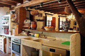 Fridge, microwave, oven, stovetop - Molino Rodete recently restored with fireplace, swimming pool... (Jimera de Libar)