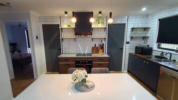 Fridge, microwave, oven, dishwasher
