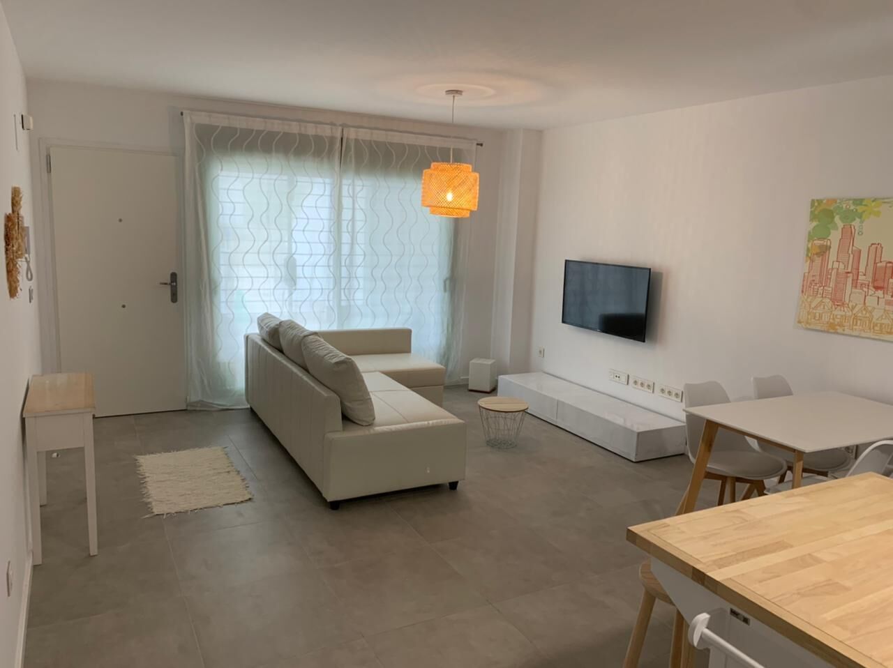 Spectacular new apartment on the beachfront.