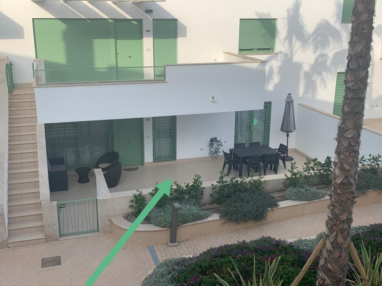 Spectacular new apartment on the beachfront.