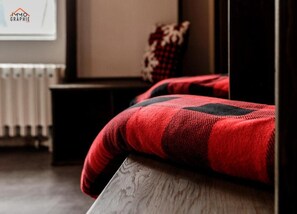 Dusche, Regendusche, Haartrockner, Handtücher