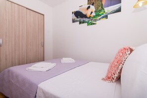 2 Schlafzimmer, Bügeleisen/Bügelbrett, kostenloses WLAN, Bettwäsche
