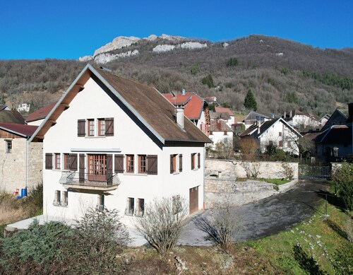 Detached house in picturesque village with beautiful view.