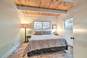 4 Schlafzimmer, Bügeleisen/Bügelbrett, Reisekinderbett, Internetzugang