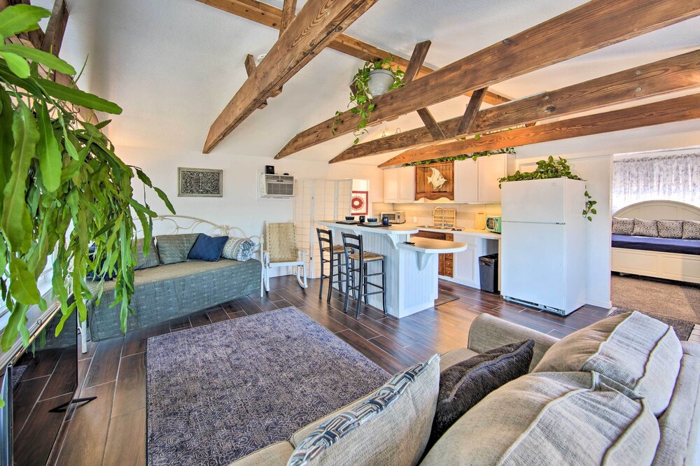 Waterfront Pet-Friendly Heronshide Cottage w/ Deck