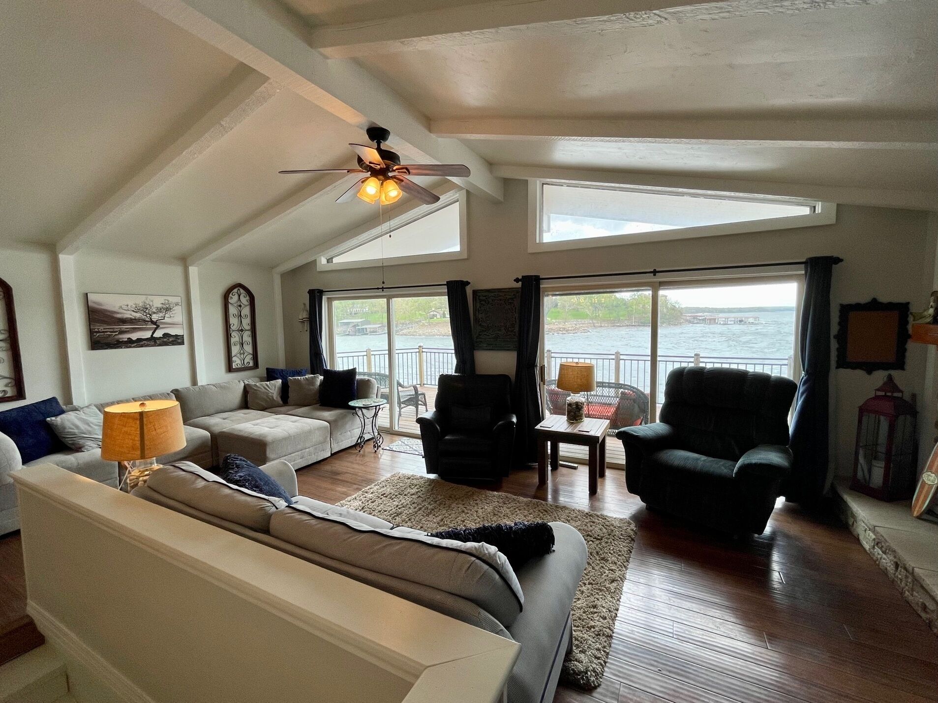 Waterfront Lake Home, Large Deck, Dock, Fish, Swim, Relax, Close to Tulsa & Town