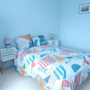 3 Schlafzimmer, Schreibtisch, Bügeleisen/Bügelbrett, kostenloses WLAN