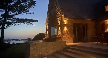 Seaside house with spa