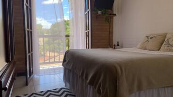 Panoramic Room | 1 bedroom, pillow-top beds, free WiFi, bed sheets