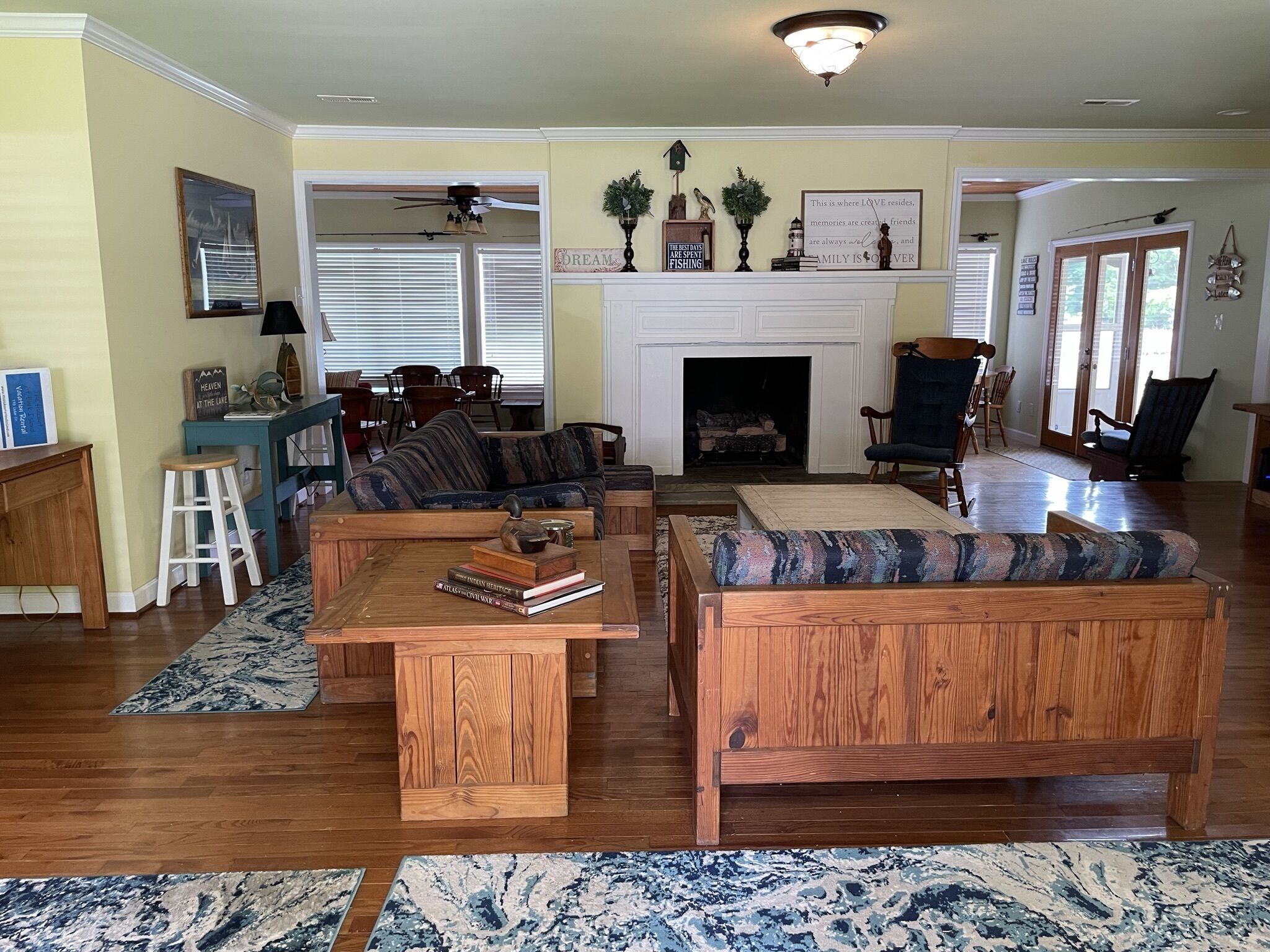 Mid-lake waterfront 3 BR w/ private dock and ample boat/trailer parking