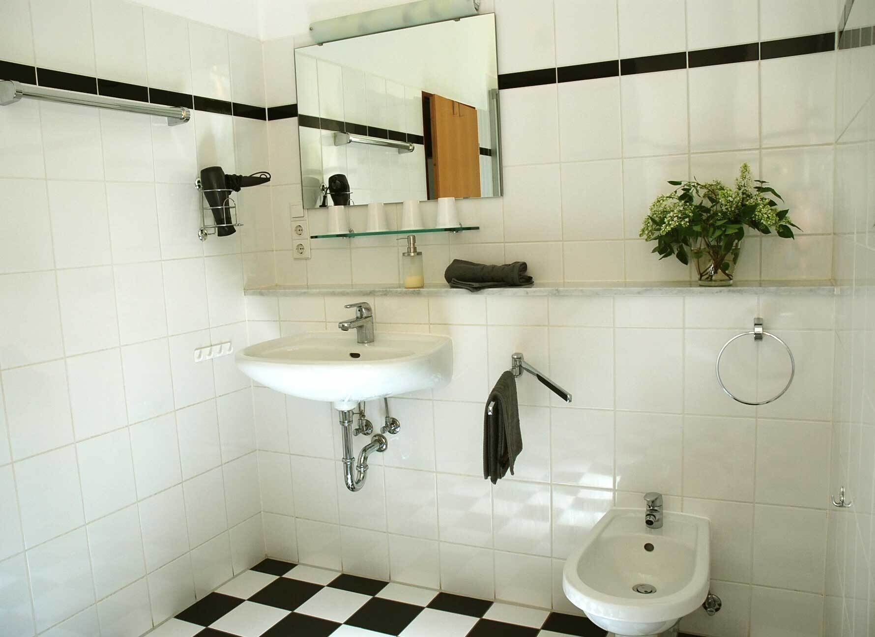 Apartment directly on Lake Twern