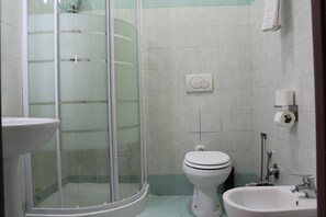Douche, bidet