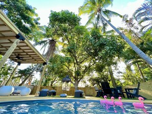 Pool - Bungalow Reborn: Pool, Sonos, Fire Pit Oasis! (Fort Lauderdale)