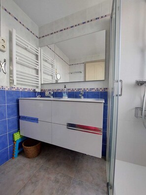 Unclassified image, 4 of 37, button - Beautiful Apartment on the 1st line of the beach (Calpe)