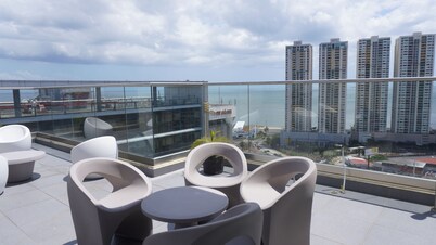 Lovely Modern Apartment Two Bedrooms, Two Bathrooms, Nice Location