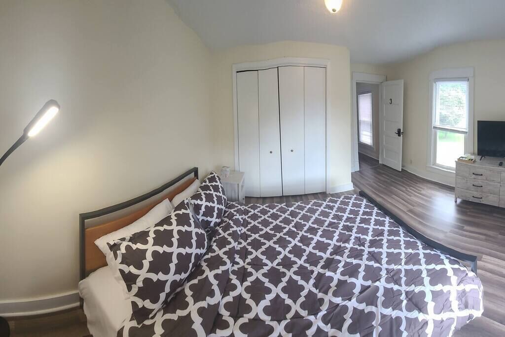 The Dragon's Den - Upstairs Private Room 3