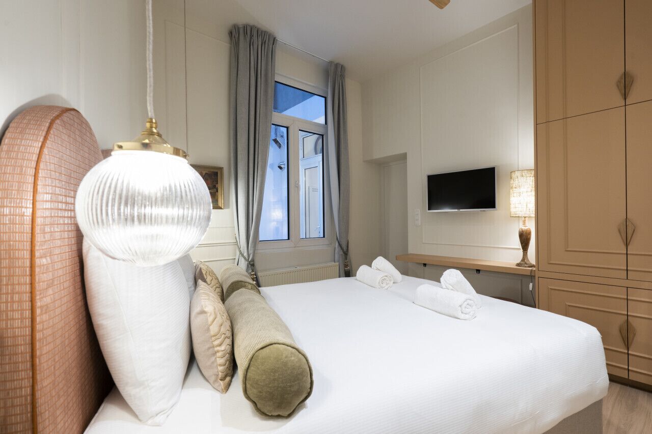 1 Schlafzimmer, Schreibtisch, Bügeleisen/Bügelbrett, Reisekinderbett