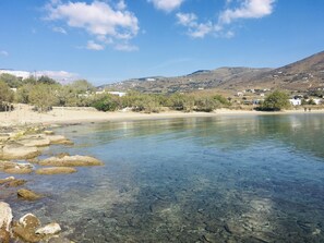 Am Strand, LiegestĂŒhle, StrandtĂŒcher