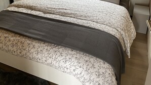 2 室のベッドルーム、ベッドシーツ