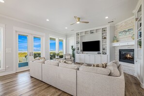 スマートテレビ、暖炉、テレビゲーム、書庫