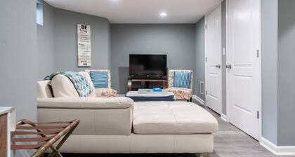 Semi Private cozy studio near downtown.