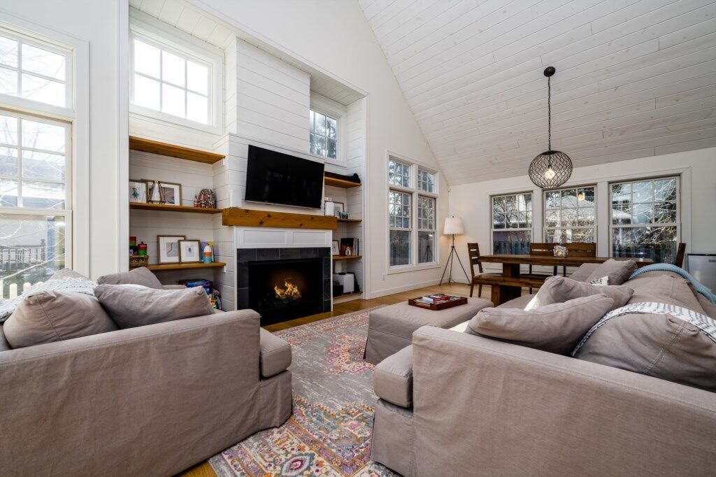 2024 Open! -Gorgeous New Union Pier Home Short Walk To Beach & Downtown!