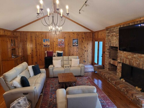 Newly available Masters week rental