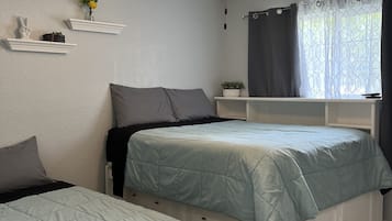 3 多间卧室、办公桌、熨斗/熨衣板、旅行婴儿床