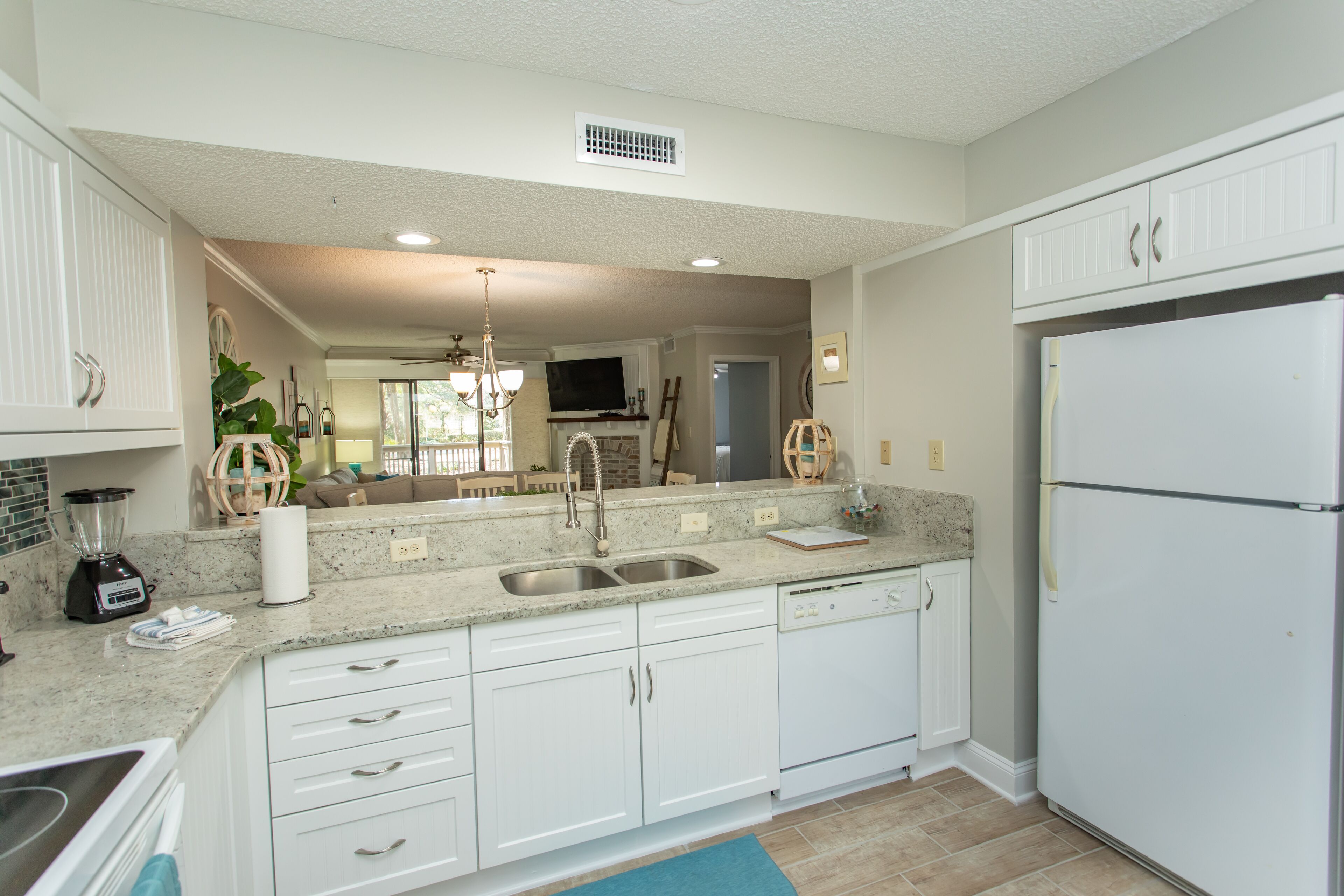 Beautiful & Upgraded Home!!