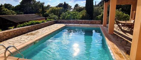 Piscine extérieure