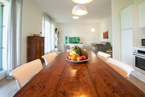 Dining - Il Cascinale 3 swimming pool, wi-fi, Astra sat TV, thermal baths and Gardaland (Lazise)