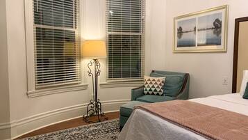 Studio Tradisional | Setrika/meja setrika dan Wi-Fi gratis