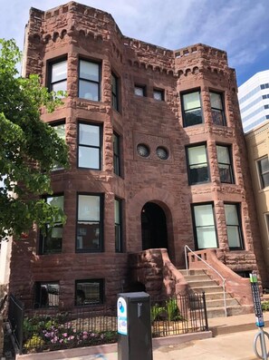 Exterior - Oaklands on 9th (Minneapolis)