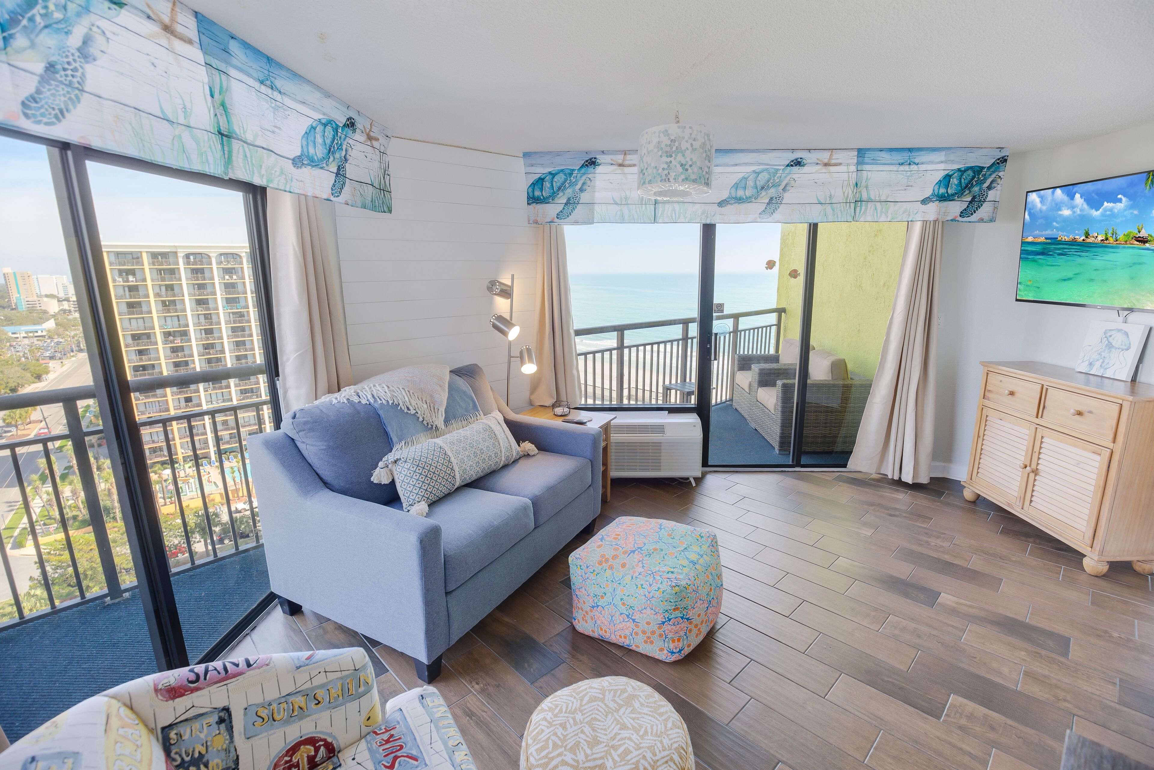 Double Balcony 14th Floor, City and Ocean View