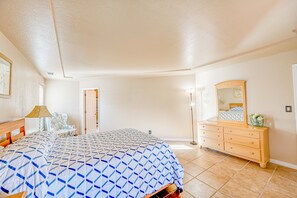 3 chambres, bureau, fer et planche Ă repasser, Wi-Fi gratuit