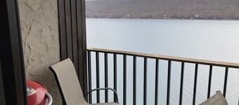 Lakeside Condo with plenty of amenities near Bristol Mountain. Permit -2024-0018