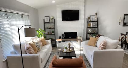 Newly remodeled 4 bed 3 bathroom home near Yosemite & Kings Canyon national park