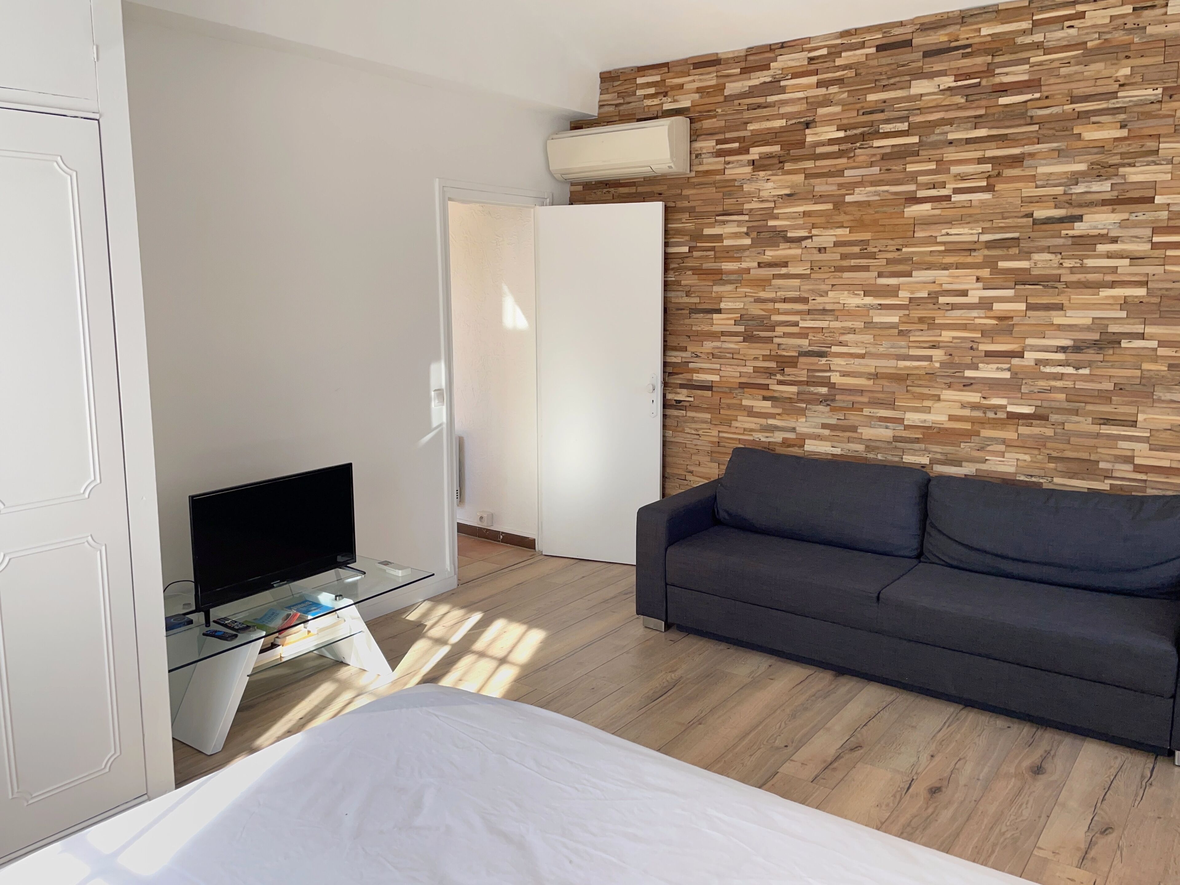 Provencal Mazet in Lorgues, quiet and close to the village