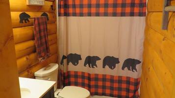 Doccia, asciugacapelli, asciugamani, sapone