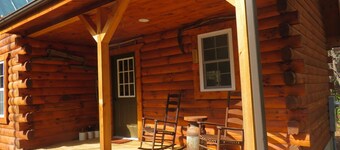 Private log cabin on 3.5 acres