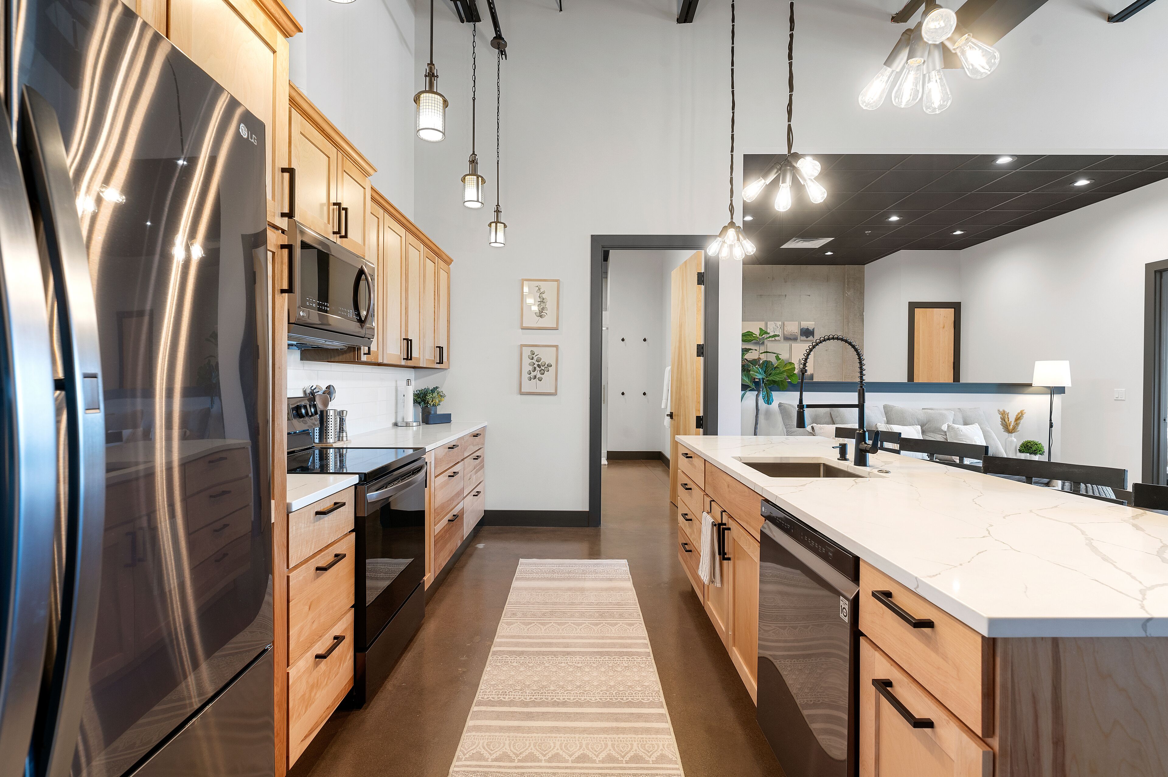 Brand new contemporary family friendly downtown loft