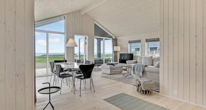 Nice home in Kalundborg with WiFi