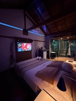 Ropa de cama hipoalergénica, minibar y decoración personalizada 